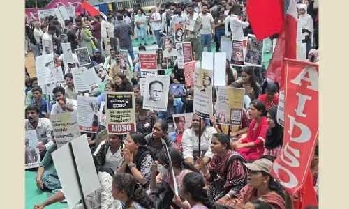 Bengaluru | ರಾಷ್ಟ್ರೀಯ ಪರೀಕ್ಷಾ ಸಂಸ್ಥೆ ರದ್ದತಿ, ಸಾರ್ವಜನಿಕ ಶಿಕ್ಷಣ ಉಳಿವಿಗೆ ಆಗ್ರಹಿಸಿ ಧರಣಿ