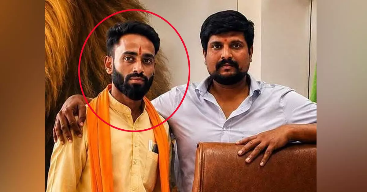 Kalaburagi | ಪತ್ನಿಗೆ ಕಿರುಕುಳ, ಜೀವ ಬೆದರಿಕೆ ಆರೋಪ: ರಾಷ್ಟ್ರ ರಕ್ಷಣಾ ಪಡೆಯ ಜಿಲ್ಲಾಧ್ಯಕ್ಷನ ವಿರುದ್ಧ ಮತ್ತೊಂದು ಎಫ್ಐಆರ್ ದಾಖಲು Kalaburagi | ಪತ್ನಿಗೆ ಕಿರುಕುಳ, ಜೀವ ಬೆದರಿಕೆ ಆರೋಪ: ರಾಷ್ಟ್ರ ರಕ್ಷಣಾ ಪಡೆಯ ಜಿಲ್ಲಾಧ್ಯಕ್ಷನ ವಿರುದ್ಧ ಮತ್ತೊಂದು ಎಫ್ಐಆರ್ ದಾಖಲು