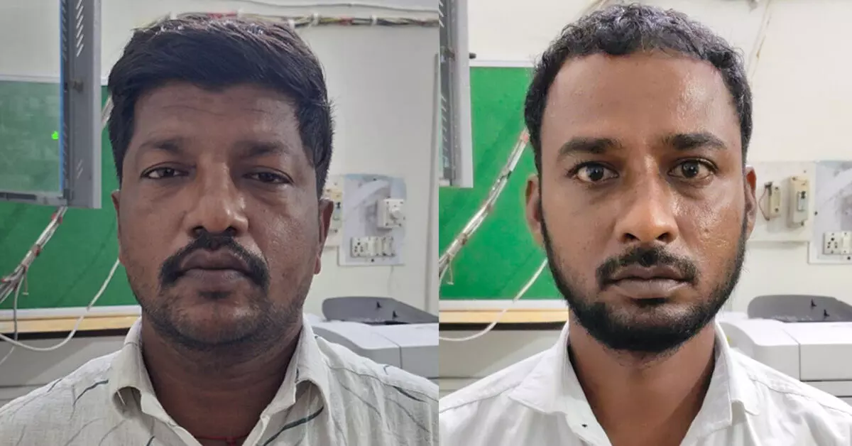 Kalaburagi | ನಕಲಿ ಪಿಸ್ತೂಲ್ ತೋರಿಸಿ ಕೊಲೆ ಯತ್ನ ಆರೋಪ : ಇಬ್ಬರು ಆರೋಪಿಗಳ ಬಂಧನ Kalaburagi | ನಕಲಿ ಪಿಸ್ತೂಲ್ ತೋರಿಸಿ ಕೊಲೆ ಯತ್ನ ಆರೋಪ : ಇಬ್ಬರು ಆರೋಪಿಗಳ ಬಂಧನ