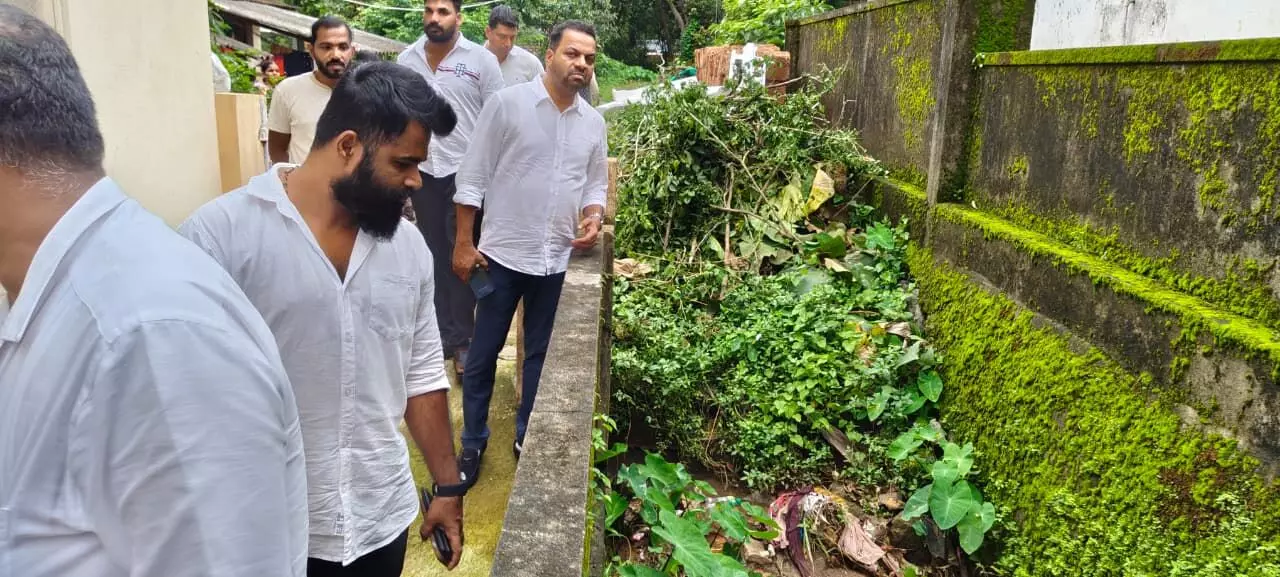 ಅಜ್ಜರಕಾಡು ಕಾಡಬೆಟ್ಟು ಕಾಲೊನಿಯಲ್ಲಿ ಡೆಂಗ್ಯೂ ಭೀತಿ ಅಜ್ಜರಕಾಡು ಕಾಡಬೆಟ್ಟು ಕಾಲೊನಿಯಲ್ಲಿ ಡೆಂಗ್ಯೂ ಭೀತಿ