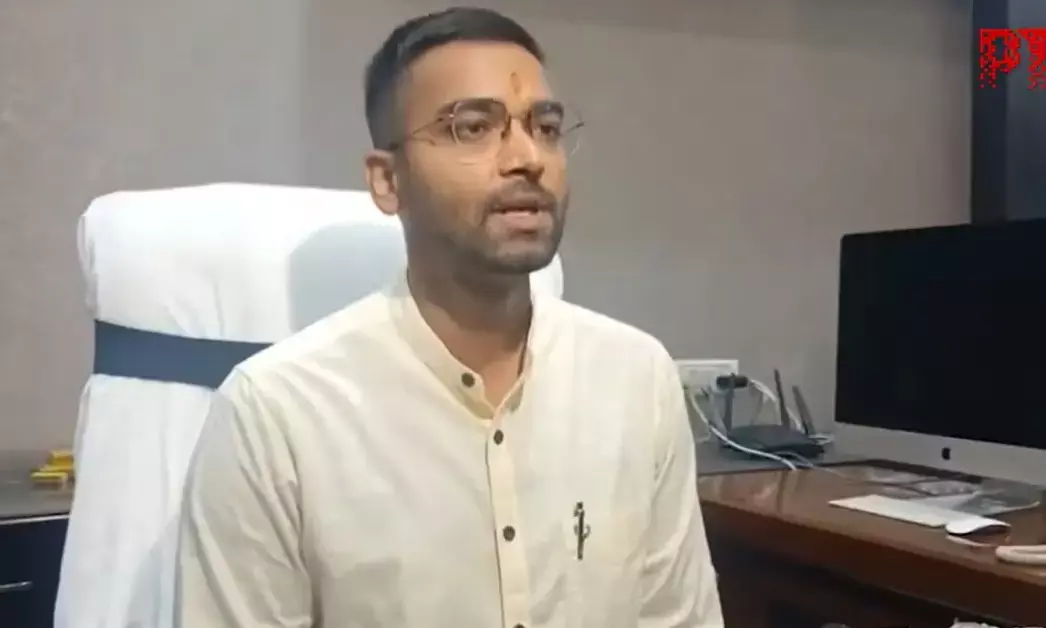 ಸಚಿವ ದೀಪಕ್ ಪ್ರಕಾಶ್ ಆರು ತಿಂಗಳ ಮಿತಿ ಮೀರಿ ಸಚಿವ ಸ್ಥಾನದಲ್ಲಿ ಮುಂದುವರಿದಿದ್ದು ಹೇಗೆ?; ಬಿಹಾರ ಸರಕಾರಕ್ಕೆ ಸುಪ್ರೀಂ ಪ್ರಶ್ನೆ