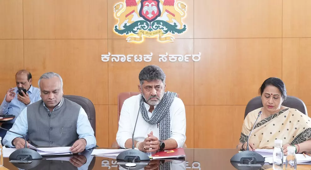 ನೇಮಕಾತಿ ಪ್ರಕ್ರಿಯೆಯನ್ನು ಸಂಪೂರ್ಣ ಪಾರದರ್ಶಕವಾಗಿ ನಡೆಸಬೇಕು : ಸಿಎಂ ಡಿ.ಕೆ.ಶಿವಕುಮಾರ್ ನೇಮಕಾತಿ ಪ್ರಕ್ರಿಯೆಯನ್ನು ಸಂಪೂರ್ಣ ಪಾರದರ್ಶಕವಾಗಿ ನಡೆಸಬೇಕು : ಸಿಎಂ ಡಿ.ಕೆ.ಶಿವಕುಮಾರ್