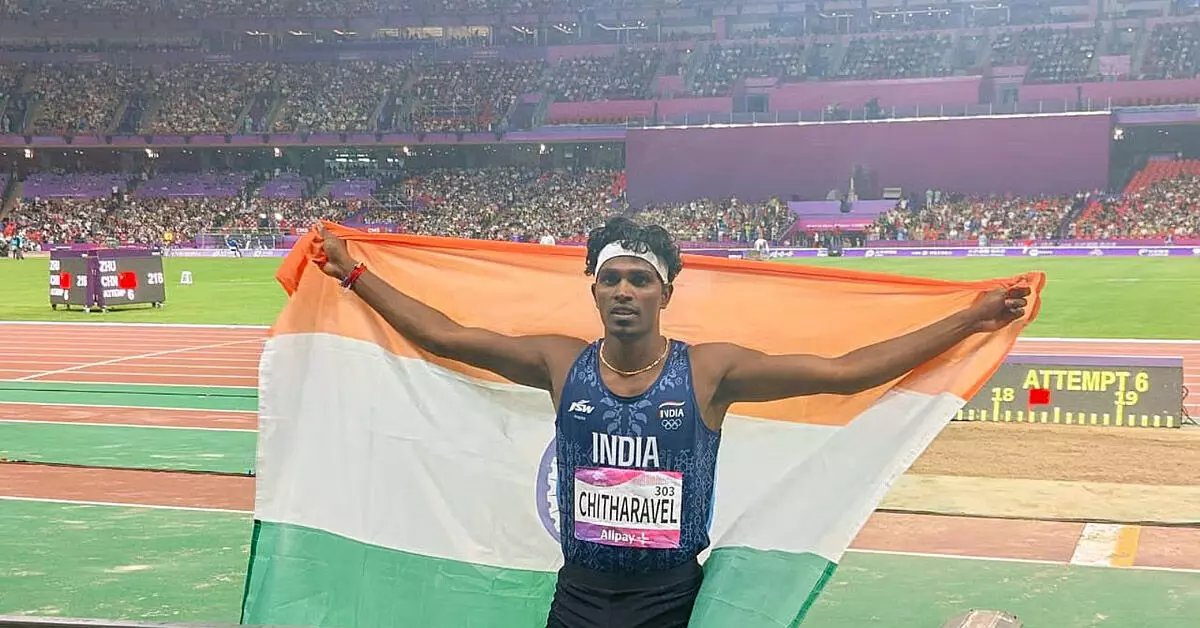 Commonwealth Games 2026 | ಟ್ರಿಪಲ್ ಜಂಪ್ ನಲ್ಲಿ ಪ್ರವೀಣ್ ಚಿತ್ರವೇಲ್ಗೆ ಬೆಳ್ಳಿ, ಕಂಚಿಗೆ ತೃಪ್ತಿಪಟ್ಟ ಸೆಲ್ವ ಪ್ರಭು Commonwealth Games 2026 | ಟ್ರಿಪಲ್ ಜಂಪ್ ನಲ್ಲಿ ಪ್ರವೀಣ್ ಚಿತ್ರವೇಲ್ಗೆ ಬೆಳ್ಳಿ, ಕಂಚಿಗೆ ತೃಪ್ತಿಪಟ್ಟ ಸೆಲ್ವ ಪ್ರಭು