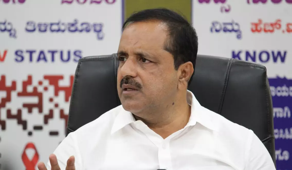 ವಿದ್ಯಾರ್ಥಿಗಳಲ್ಲಿ 7 ಸಾವಿರ ಎಚ್ಐವಿ ಪ್ರಕರಣ ಪತ್ತೆ ಎಂಬುದು ಸುಳ್ಳು : ಆರೋಗ್ಯ ಸಚಿವ ಯು.ಟಿ.ಖಾದರ್ ವಿದ್ಯಾರ್ಥಿಗಳಲ್ಲಿ 7 ಸಾವಿರ ಎಚ್ಐವಿ ಪ್ರಕರಣ ಪತ್ತೆ ಎಂಬುದು ಸುಳ್ಳು : ಆರೋಗ್ಯ ಸಚಿವ ಯು.ಟಿ.ಖಾದರ್