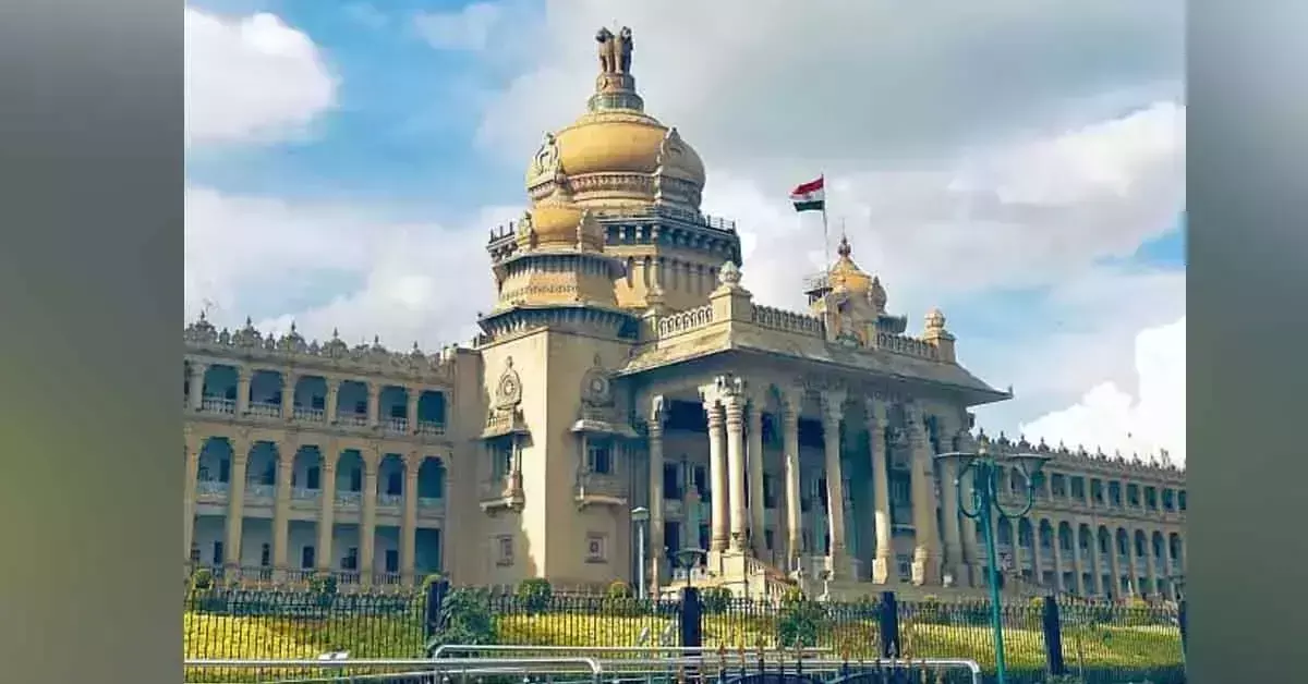 ಇಂದು ಸಂಜೆ ನೂತನ ಸಚಿವರ ಪ್ರಮಾಣ ವಚನ ಇಂದು ಸಂಜೆ ನೂತನ ಸಚಿವರ ಪ್ರಮಾಣ ವಚನ