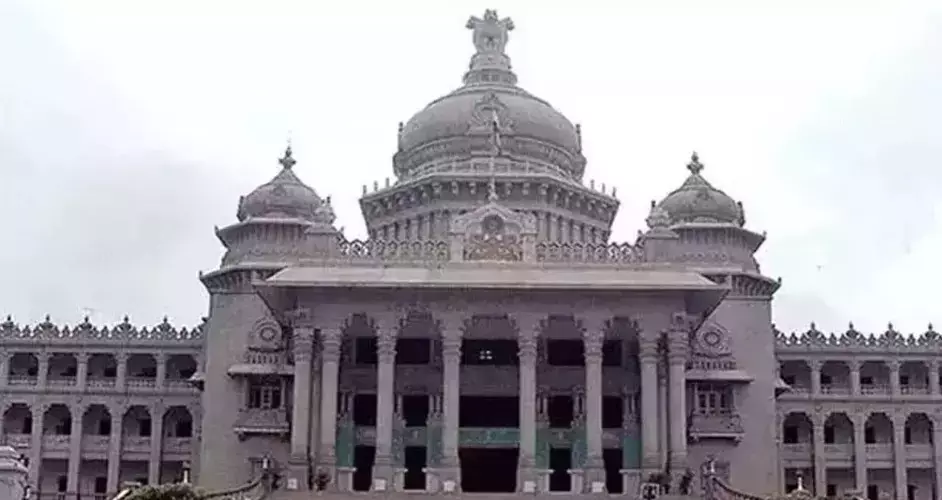 ರಾಜ್ಯ ಸಚಿವ ಸಂಪುಟ ವಿಸ್ತರಣೆ: ಸಿಎಂ ಡಿ.ಕೆ.ಶಿವಕುಮಾರ್ ಸಂಪುಟದಲ್ಲಿ ಯಾರಿಗೆಲ್ಲ ಸ್ಥಾನ? ರಾಜ್ಯ ಸಚಿವ ಸಂಪುಟ ವಿಸ್ತರಣೆ: ಸಿಎಂ ಡಿ.ಕೆ.ಶಿವಕುಮಾರ್ ಸಂಪುಟದಲ್ಲಿ ಯಾರಿಗೆಲ್ಲ ಸ್ಥಾನ?