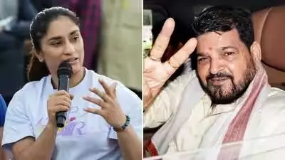 ‘ಇಡೀ ವ್ಯವಸ್ಥೆಯೇ ಬ್ರಿಜ್ ಭೂಷಣ್ ರನ್ನು ರಕ್ಷಿಸಿತು’: ವಿನೇಶ್ ಫೋಗಟ್ ‘ಇಡೀ ವ್ಯವಸ್ಥೆಯೇ ಬ್ರಿಜ್ ಭೂಷಣ್ ರನ್ನು ರಕ್ಷಿಸಿತು’: ವಿನೇಶ್ ಫೋಗಟ್