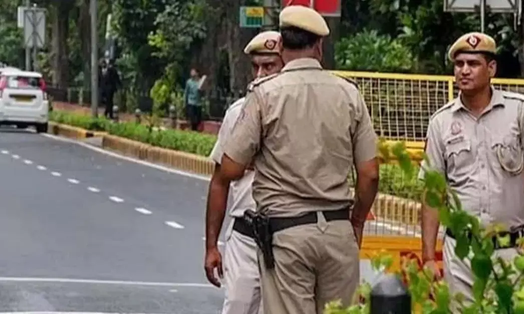 Uttar Pradesh | ಮಹಿಳೆಯ ಅಪಹರಣ, ಲೈಂಗಿಕ ಕಿರುಕುಳ ಆರೋಪ: ಇಬ್ಬರು ಪೊಲೀಸ್ ಕಾನ್‌ ಸ್ಟೇಬಲ್ ಗಳ ಬಂಧನ