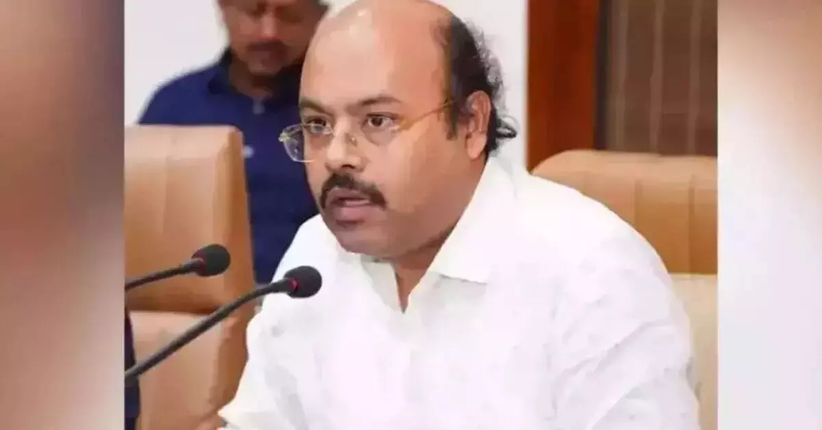 ತನ್ವೀರ್ ಸೇಠ್ ಅವರಿಗೆ ಸಚಿವ ಸ್ಥಾನ ತಪ್ಪಿದರ ಹಿಂದೆ ಸಿದ್ದರಾಮಯ್ಯ ಅವರ ಪಾತ್ರ ಇಲ್ಲ: ಸಚಿವ ಯತೀಂದ್ರ ಸಿದ್ದರಾಮಯ್ಯ ತನ್ವೀರ್ ಸೇಠ್ ಅವರಿಗೆ ಸಚಿವ ಸ್ಥಾನ ತಪ್ಪಿದರ ಹಿಂದೆ ಸಿದ್ದರಾಮಯ್ಯ ಅವರ ಪಾತ್ರ ಇಲ್ಲ: ಸಚಿವ ಯತೀಂದ್ರ ಸಿದ್ದರಾಮಯ್ಯ