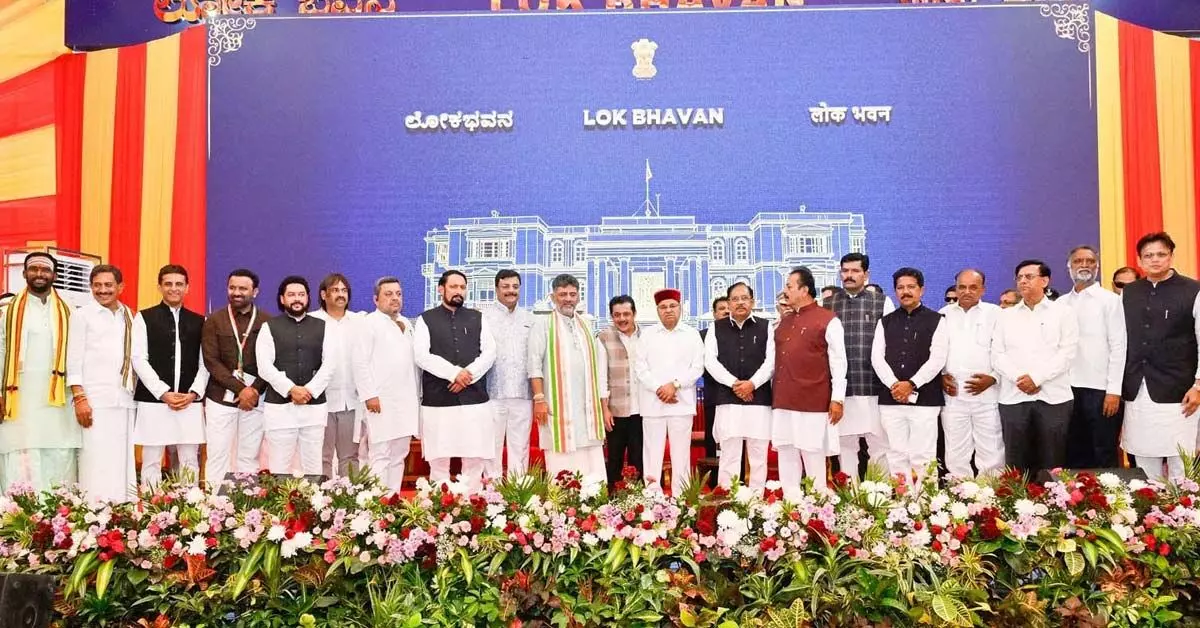 ಅತೃಪ್ತರ ಮನವೊಲಿಕೆಯ ಮಧ್ಯೆಯೇ ಖಾತೆ ಹಂಚಿಕೆ ಕಗ್ಗಂಟು ಅತೃಪ್ತರ ಮನವೊಲಿಕೆಯ ಮಧ್ಯೆಯೇ ಖಾತೆ ಹಂಚಿಕೆ ಕಗ್ಗಂಟು