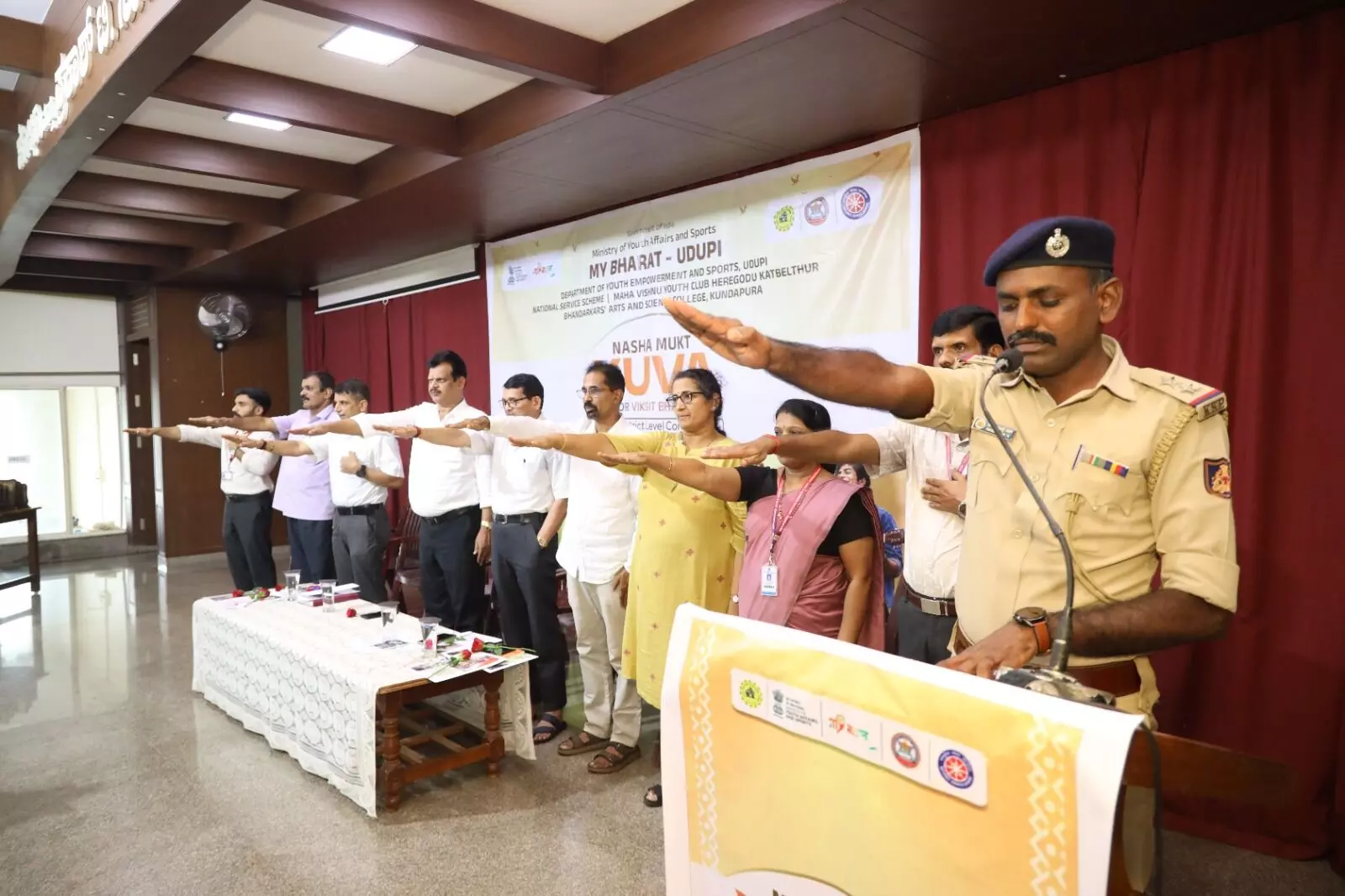 ಪ್ರತಿ ಕಾಲೇಜಿನಲ್ಲಿ ಡ್ರಗ್ಸ್ ವಿರೋಧಿ ಸಂಘ ಸ್ಥಾಪನೆ ಅಗತ್ಯ: ಶಾಸಕ ಕೊಡ್ಗಿ ಪ್ರತಿ ಕಾಲೇಜಿನಲ್ಲಿ ಡ್ರಗ್ಸ್ ವಿರೋಧಿ ಸಂಘ ಸ್ಥಾಪನೆ ಅಗತ್ಯ: ಶಾಸಕ ಕೊಡ್ಗಿ