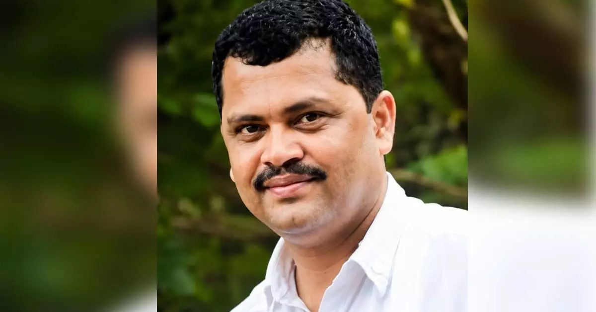 ಪಡುಬಿದ್ರಿ: ಮುದರಂಗಡಿ ಗ್ರಾಪಂ ಮಾಜಿ ಅಧ್ಯಕ್ಷ ಡೇವಿಡ್ ಡಿಸೋಜರನ್ನು ಗುಂಡಿಕ್ಕಿ ಹತ್ಯೆಗೈದ ದುಷ್ಕರ್ಮಿಗಳು ಪಡುಬಿದ್ರಿ: ಮುದರಂಗಡಿ ಗ್ರಾಪಂ ಮಾಜಿ ಅಧ್ಯಕ್ಷ ಡೇವಿಡ್ ಡಿಸೋಜರನ್ನು ಗುಂಡಿಕ್ಕಿ ಹತ್ಯೆಗೈದ ದುಷ್ಕರ್ಮಿಗಳು
