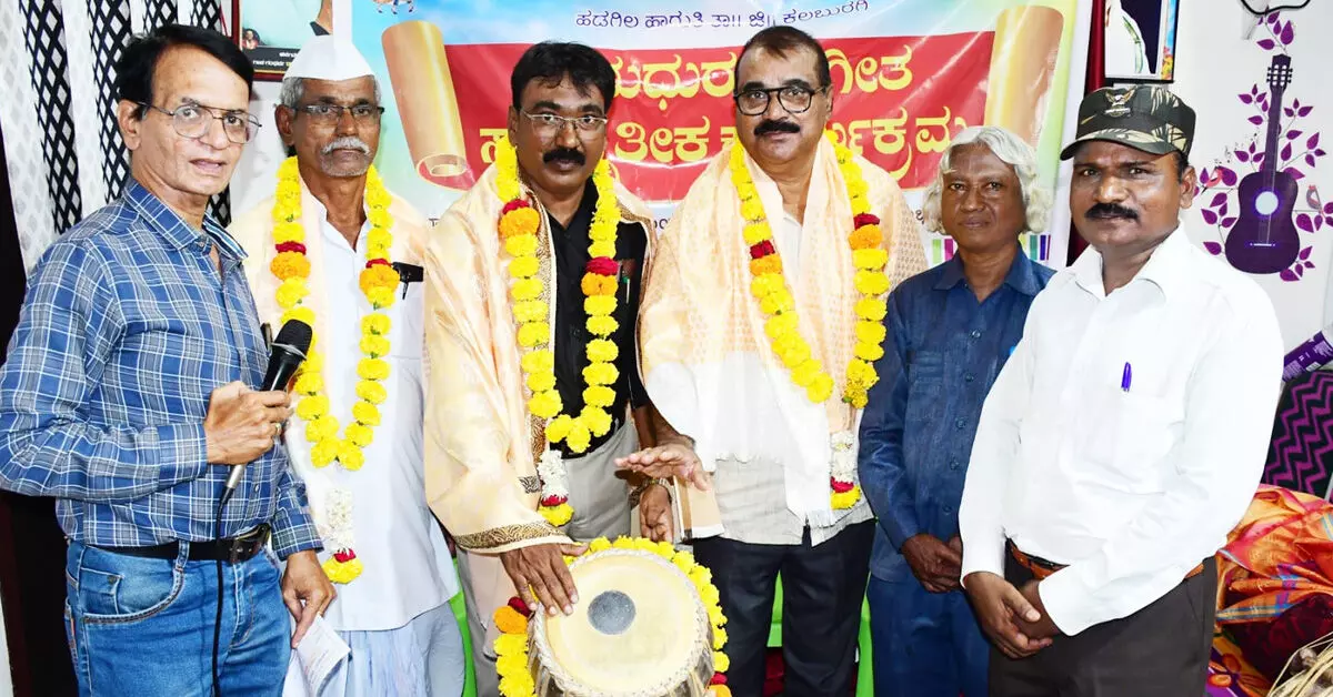 Kalaburagi | ಸಂಗೀತದಿಂದ ಮಾನಸಿಕ ಒತ್ತಡ ನಿವಾರಣೆ ಸಾಧ್ಯ: ಡಾ.ಕೆ.ಗಿರಿಮಲ್ಲ Kalaburagi | ಸಂಗೀತದಿಂದ ಮಾನಸಿಕ ಒತ್ತಡ ನಿವಾರಣೆ ಸಾಧ್ಯ: ಡಾ.ಕೆ.ಗಿರಿಮಲ್ಲ