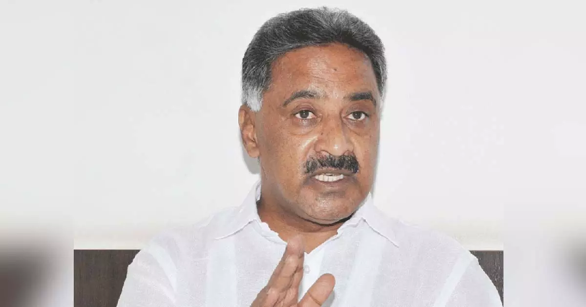 ಬಸವರಾಜ ಹೊರಟ್ಟಿ ರಾಜೀನಾಮೆ ವಿಚಾರದಲ್ಲಿ ರಾಜಕೀಯ ಬಣ್ಣ ಬಳಿಯುವ ಪ್ರಯತ್ನ ಸಲ್ಲ: ರಮೇಶ್ ಬಾಬು ಬಸವರಾಜ ಹೊರಟ್ಟಿ ರಾಜೀನಾಮೆ ವಿಚಾರದಲ್ಲಿ ರಾಜಕೀಯ ಬಣ್ಣ ಬಳಿಯುವ ಪ್ರಯತ್ನ ಸಲ್ಲ: ರಮೇಶ್ ಬಾಬು
