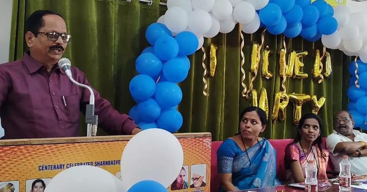 Kalaburagi | ಪತ್ರಿಕೋದ್ಯಮ ಪದವೀಧರರಿಗೆ ವ್ಯಾಪಕ ಉದ್ಯೋಗಾವಕಾಶ : ಡಾ.ಪ್ರಭಾಕರ ಜೋಶಿ Kalaburagi | ಪತ್ರಿಕೋದ್ಯಮ ಪದವೀಧರರಿಗೆ ವ್ಯಾಪಕ ಉದ್ಯೋಗಾವಕಾಶ : ಡಾ.ಪ್ರಭಾಕರ ಜೋಶಿ