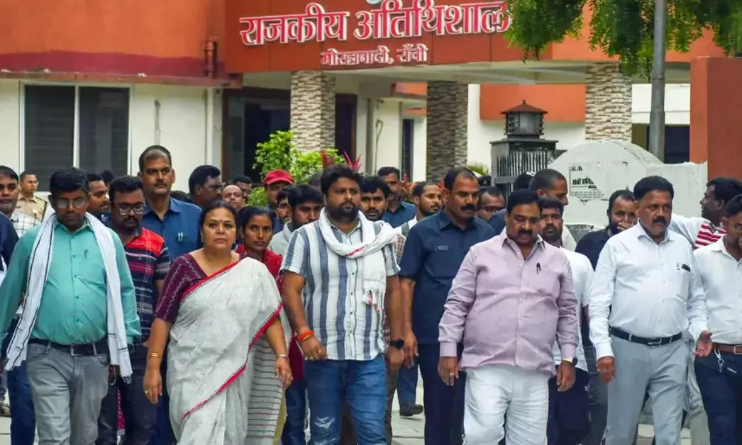 Jharkhand ಪ್ರತಿಭಟನೆ | ವಿದ್ಯಾರ್ಥಿಗಳಿಂದ ಆ.10ರಂದು ವಿಧಾನಸಭೆಗೆ ಜಾಥಾ; ಮೂವರು JPSC ಸದಸ್ಯರ ರಾಜೀನಾಮೆ ಅಂಗೀಕರಿಸಿದ ರಾಜ್ಯಪಾಲರು