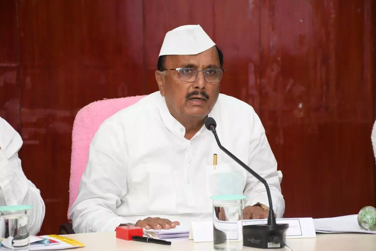 ಆಳಂದ ಕ್ಷೇತ್ರದ ರೈತರಿಗೆ ಬೆಳೆ ವಿಮೆ ನೀಡುವಂತೆ ಆಗ್ರಹ : ಸಚಿವ ಪ್ರಿಯಾಂಕ್ ಖರ್ಗೆಗೆ ಶಾಸಕ ಬಿ.ಆರ್. ಪಾಟೀಲ್ ಪತ್ರ ಆಳಂದ ಕ್ಷೇತ್ರದ ರೈತರಿಗೆ ಬೆಳೆ ವಿಮೆ ನೀಡುವಂತೆ ಆಗ್ರಹ : ಸಚಿವ ಪ್ರಿಯಾಂಕ್ ಖರ್ಗೆಗೆ ಶಾಸಕ ಬಿ.ಆರ್. ಪಾಟೀಲ್ ಪತ್ರ