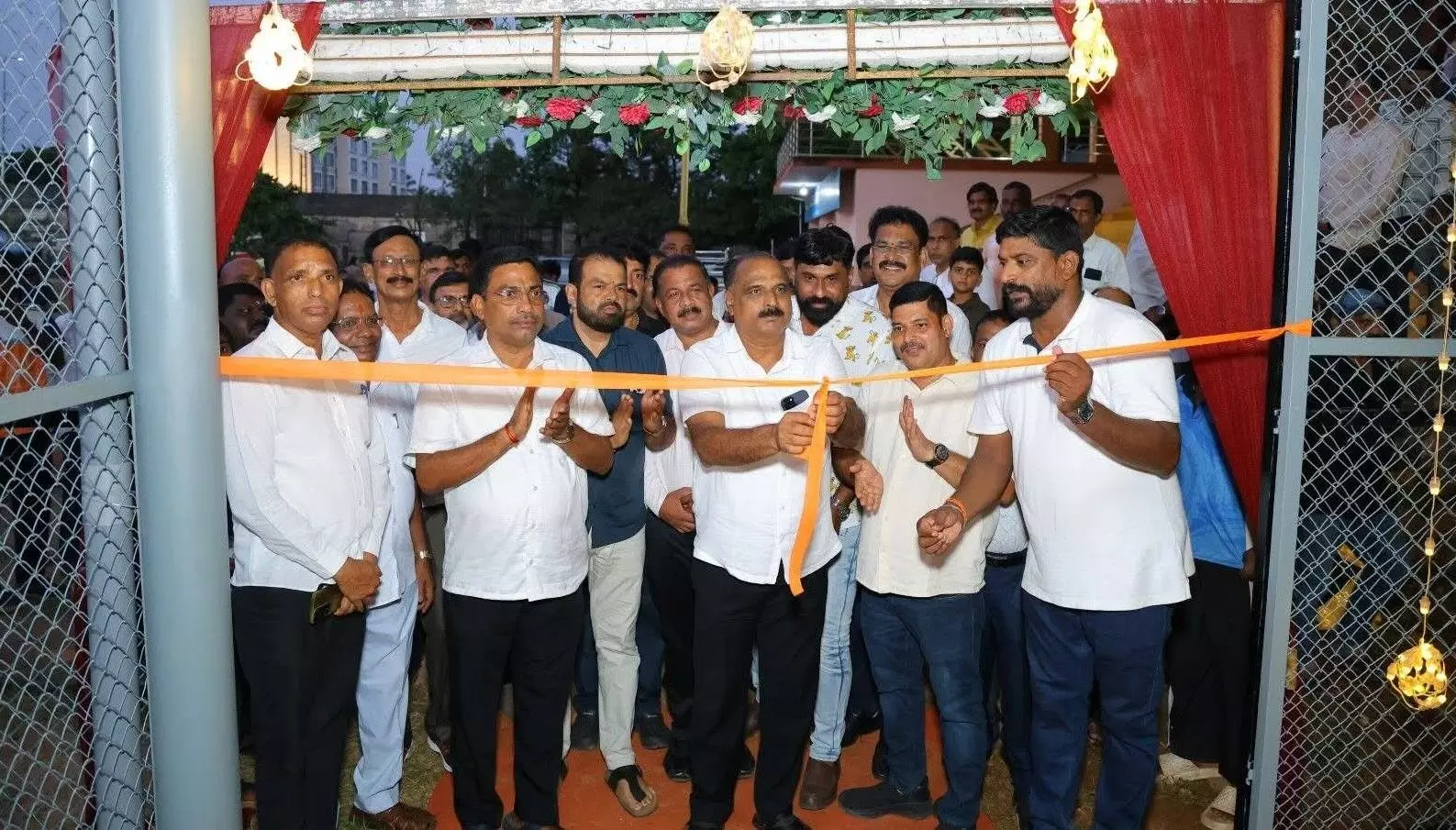 ಕುಂದಾಪುರ ವಾಲಿಬಾಲ್ ಒಳಾಂಗಣ ಕ್ರೀಡಾಂಗಣ ಉದ್ಘಾಟನೆ ಕುಂದಾಪುರ ವಾಲಿಬಾಲ್ ಒಳಾಂಗಣ ಕ್ರೀಡಾಂಗಣ ಉದ್ಘಾಟನೆ