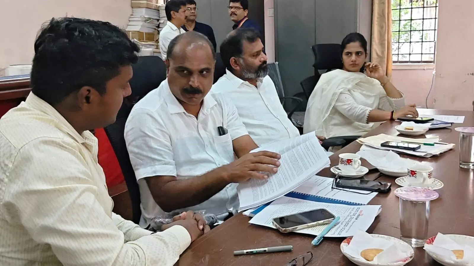 ಕಸ್ತೂರಿ ರಂಗನ್ ವರದಿ ಜಾರಿಗೆ ಕರಡು ಅಧಿಸೂಚನೆ: ಸಮಾಲೋಚನಾ ಸಭೆ ಕಸ್ತೂರಿ ರಂಗನ್ ವರದಿ ಜಾರಿಗೆ ಕರಡು ಅಧಿಸೂಚನೆ: ಸಮಾಲೋಚನಾ ಸಭೆ