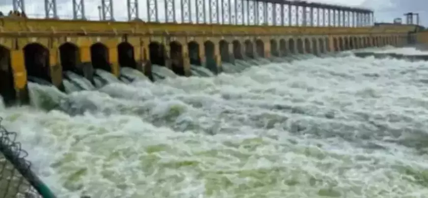 ತಮಿಳುನಾಡಿಗೆ ನಿತ್ಯ 12 ಸಾವಿರ ಕ್ಯೂಸೆಕ್ ನೀರು ಹರಿಸುವಂತೆ CWRC ಆದೇಶ ತಮಿಳುನಾಡಿಗೆ ನಿತ್ಯ 12 ಸಾವಿರ ಕ್ಯೂಸೆಕ್ ನೀರು ಹರಿಸುವಂತೆ CWRC ಆದೇಶ