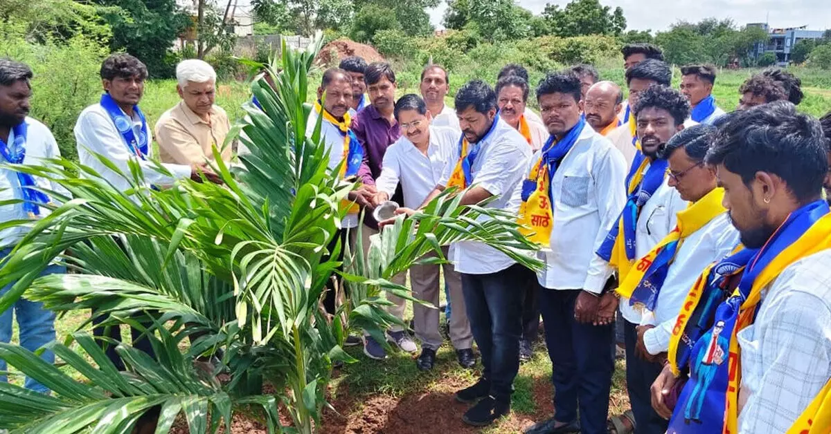 Bidar | ಸಾಮಾಜಿಕ ನ್ಯಾಯಕ್ಕಾಗಿ ಅಣ್ಣಾಭಾವು ಸಾಠೆ ಸಾಹಿತ್ಯದ ಮೂಲಕ ಹೋರಾಡಿದರು: ದೇವಿದಾಸ್ ತುಮಕುಂಟೆ Bidar | ಸಾಮಾಜಿಕ ನ್ಯಾಯಕ್ಕಾಗಿ ಅಣ್ಣಾಭಾವು ಸಾಠೆ ಸಾಹಿತ್ಯದ ಮೂಲಕ ಹೋರಾಡಿದರು: ದೇವಿದಾಸ್ ತುಮಕುಂಟೆ