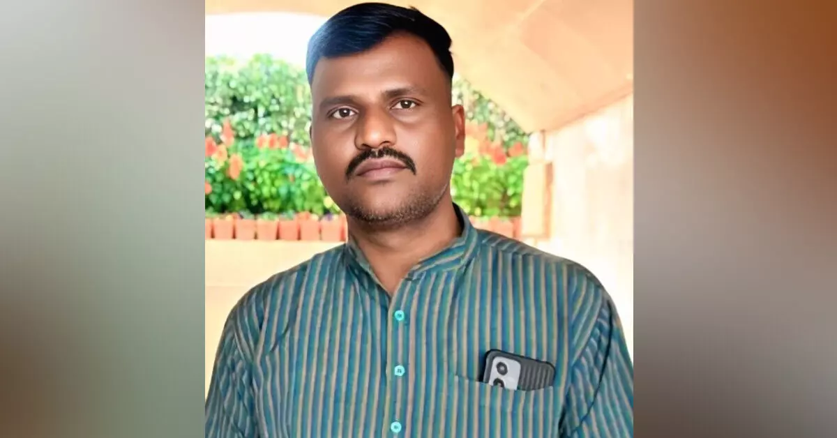 Jewargi | ಭೂಮಾನಂದ ಭೀಕರ ಹತ್ಯೆ; ಆರೋಪಿಗಳ ಬಂಧನಕ್ಕೆ ಕೇರೂರು ಆಗ್ರಹ Jewargi | ಭೂಮಾನಂದ ಭೀಕರ ಹತ್ಯೆ; ಆರೋಪಿಗಳ ಬಂಧನಕ್ಕೆ ಕೇರೂರು ಆಗ್ರಹ