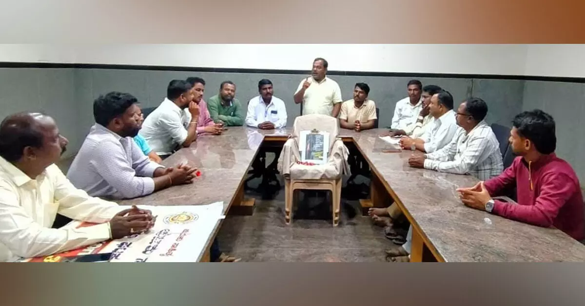 Kuknoor | ಖುದಿರಾಮ್ ಬೋಸ್ರ ತ್ಯಾಗ ಯುವಜನತೆಗೆ ಸ್ಫೂರ್ತಿ : ಸಿದ್ದಲಿಂಗ ಬಾಗೇವಾಡಿ Kuknoor | ಖುದಿರಾಮ್ ಬೋಸ್ರ ತ್ಯಾಗ ಯುವಜನತೆಗೆ ಸ್ಫೂರ್ತಿ : ಸಿದ್ದಲಿಂಗ ಬಾಗೇವಾಡಿ