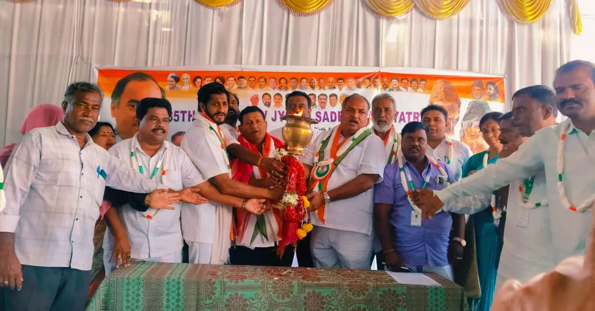 Raichur| ರಾಜೀವ್ ಜ್ಯೋತಿ ಸದ್ಭಾವನಾ ಯಾತ್ರೆಗೆ ಅದ್ದೂರಿ ಸ್ವಾಗತ Raichur| ರಾಜೀವ್ ಜ್ಯೋತಿ ಸದ್ಭಾವನಾ ಯಾತ್ರೆಗೆ ಅದ್ದೂರಿ ಸ್ವಾಗತ