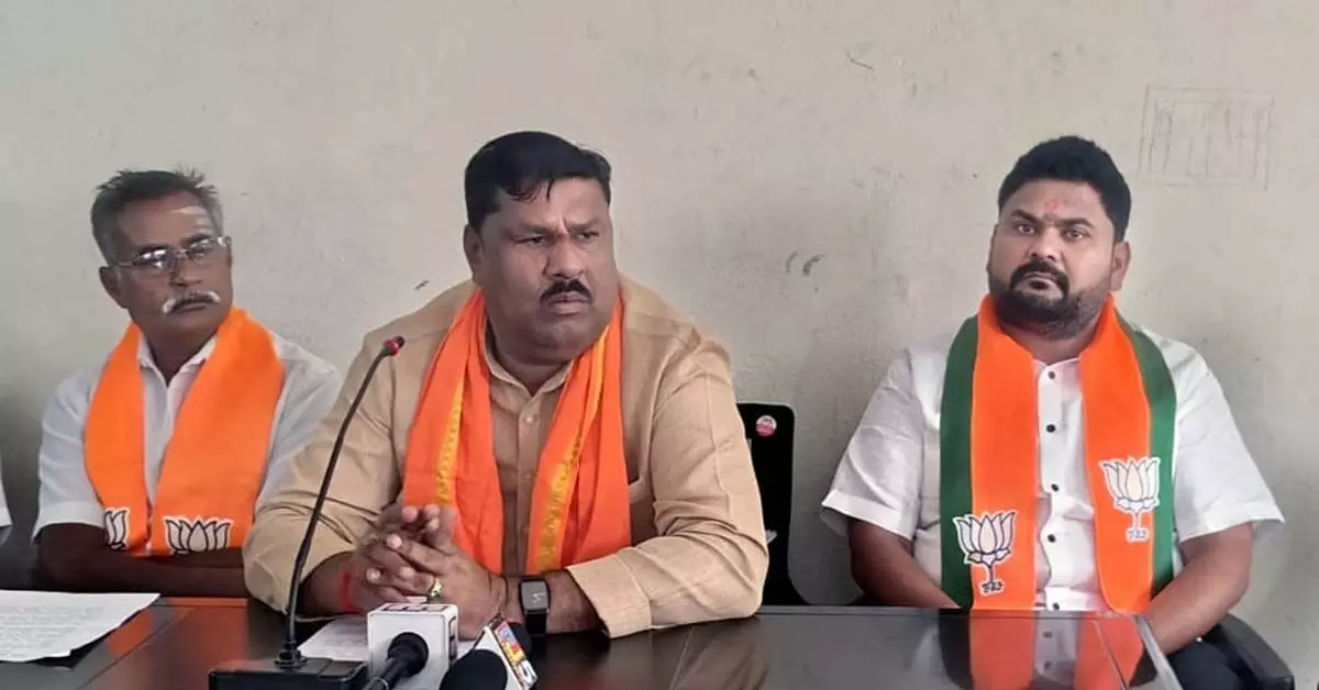 ರಾಯಚೂರು | ಸಚಿವ ಬಿ. ನಾಗೇಂದ್ರ ರಾಜೀನಾಮೆಗೆ ಬಿಜೆಪಿ ಒತ್ತಾಯ ರಾಯಚೂರು | ಸಚಿವ ಬಿ. ನಾಗೇಂದ್ರ ರಾಜೀನಾಮೆಗೆ ಬಿಜೆಪಿ ಒತ್ತಾಯ
