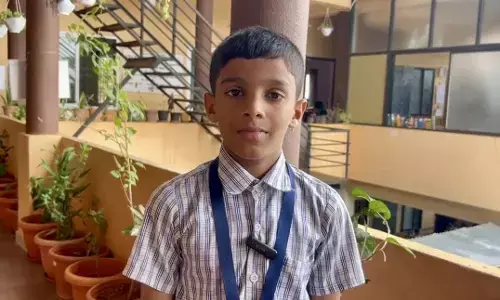ಬಂಟ್ವಾಳ | ವಿದ್ಯುತ್ ಚಾಲಿತ ತುರಿಮಣೆಗೆ ಸಿಲುಕಿದ್ದ ಅಕ್ಷರ ದಾಸೋಹದ ಸಿಬ್ಬಂದಿಯ ಕೈಬೆರಳು; ಅವಘಡದಿಂದ ಪಾರು ಮಾಡಿದ ಬಾಲಕ