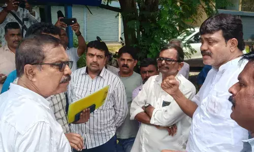 ಕೋಟೇಶ್ವರ ಒಳಪೇಟೆಯಲ್ಲಿ ಸರಕಾರಿ ಭೂಮಿ ಒತ್ತುವರಿ: ಕಂದಾಯ ಇಲಾಖೆಯಿಂದ ಸರ್ವೇ, ಗಡಿಗುರುತು ಕಾರ್ಯ
