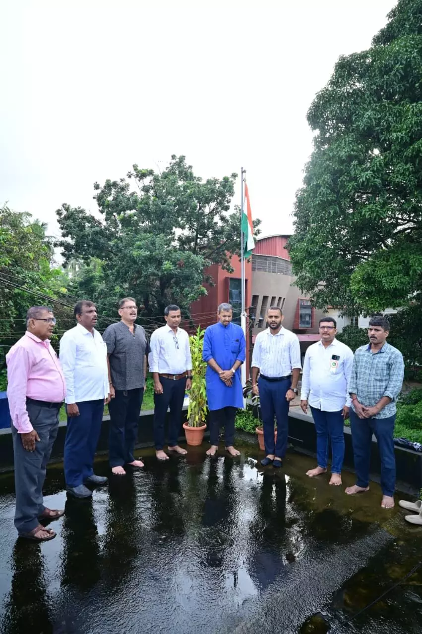 ಉಡುಪಿ ಪತ್ರಕರ್ತರಿಂದ ಸ್ವಾತಂತ್ರ್ಯೋತ್ಸವ ಆಚರಣೆ ಉಡುಪಿ ಪತ್ರಕರ್ತರಿಂದ ಸ್ವಾತಂತ್ರ್ಯೋತ್ಸವ ಆಚರಣೆ