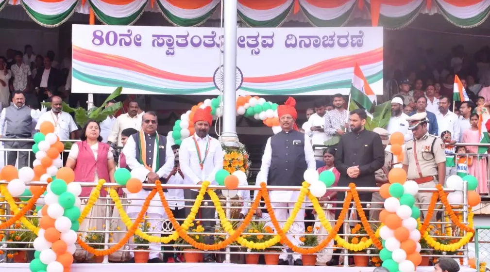 ಸ್ವಾತಂತ್ರ್ಯ ಹೋರಾಟಗಾರರ ವಿಚಾರಧಾರೆಗಳನ್ನು ಅಳವಡಿಸಿಕೊಳ್ಳಬೇಕು: ಸಂತೋಷ್ ಲಾಡ್ ಸ್ವಾತಂತ್ರ್ಯ ಹೋರಾಟಗಾರರ ವಿಚಾರಧಾರೆಗಳನ್ನು ಅಳವಡಿಸಿಕೊಳ್ಳಬೇಕು: ಸಂತೋಷ್ ಲಾಡ್