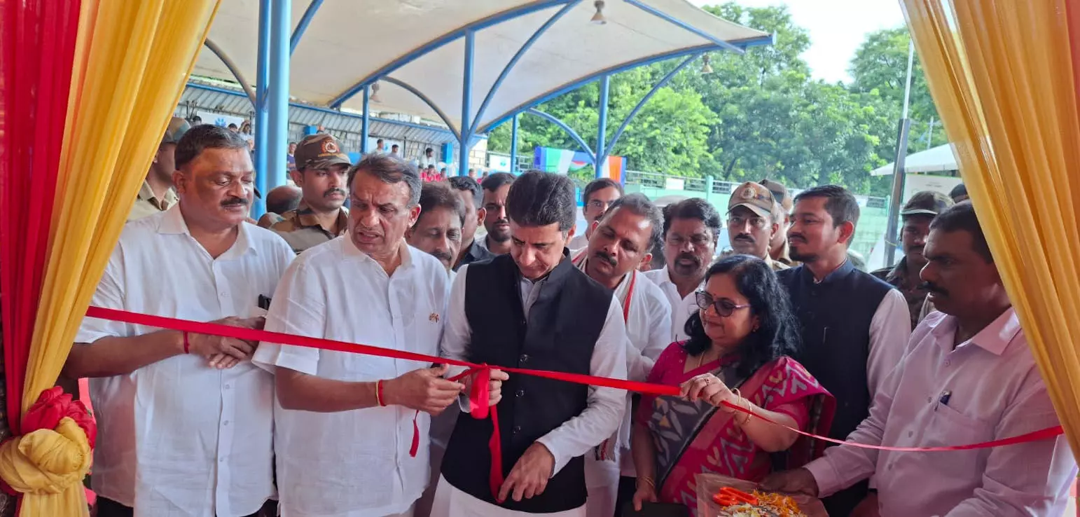 ಉಡುಪಿ ಜಿಲ್ಲಾ ಸ್ಟೇಡಿಯಂ ಪೆವಿಲಿಯನ್ನ ಮೇಲ್ಛಾವಣಿ ಉದ್ಘಾಟನೆ ಉಡುಪಿ ಜಿಲ್ಲಾ ಸ್ಟೇಡಿಯಂ ಪೆವಿಲಿಯನ್ನ ಮೇಲ್ಛಾವಣಿ ಉದ್ಘಾಟನೆ