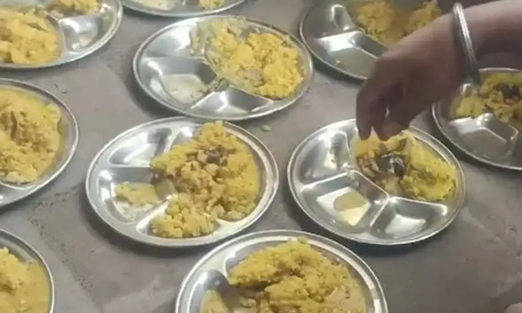 Bihar | ಉಪ್ಪಿನ ಬದಲು ಡಿಟರ್ಜೆಂಟ್ ಪೌಡರ್: ಮಧ್ಯಾಹ್ನದ ಬಿಸಿಯೂಟ ಸೇವಿಸಿ 40 ವಿದ್ಯಾರ್ಥಿಗಳು ಅಸ್ವಸ್ಥ