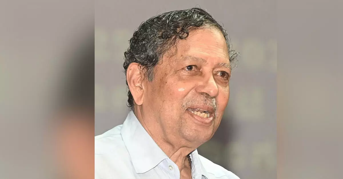 (ನಿ.)ನ್ಯಾ. ಸಂತೋಷ್ ಹೆಗ್ಡೆಯವರೇ, ತಾವು ಓದಿರುವ ಸಂವಿಧಾನ ಯಾವುದು? (ನಿ.)ನ್ಯಾ. ಸಂತೋಷ್ ಹೆಗ್ಡೆಯವರೇ, ತಾವು ಓದಿರುವ ಸಂವಿಧಾನ ಯಾವುದು?