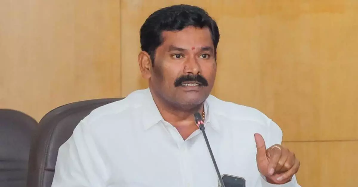 ಬಿಜೆಪಿಯವರದ್ದು ಮನುವಾದಿ ಮನಸ್ಥಿತಿ: ಮಲ್ಲಿಕಾರ್ಜುನ ಖರ್ಗೆ ಭಾಷಣ ನಡೆಸಿದ ಸ್ಥಳ ಶುದ್ಧೀಕರಣ ಘಟನೆ ಬಗ್ಗೆ ಸಚಿವ ಶಿವರಾಜ್ ತಂಗಡಗಿ ಆಕ್ರೋಶ ಬಿಜೆಪಿಯವರದ್ದು ಮನುವಾದಿ ಮನಸ್ಥಿತಿ: ಮಲ್ಲಿಕಾರ್ಜುನ ಖರ್ಗೆ ಭಾಷಣ ನಡೆಸಿದ ಸ್ಥಳ ಶುದ್ಧೀಕರಣ ಘಟನೆ ಬಗ್ಗೆ ಸಚಿವ ಶಿವರಾಜ್ ತಂಗಡಗಿ ಆಕ್ರೋಶ