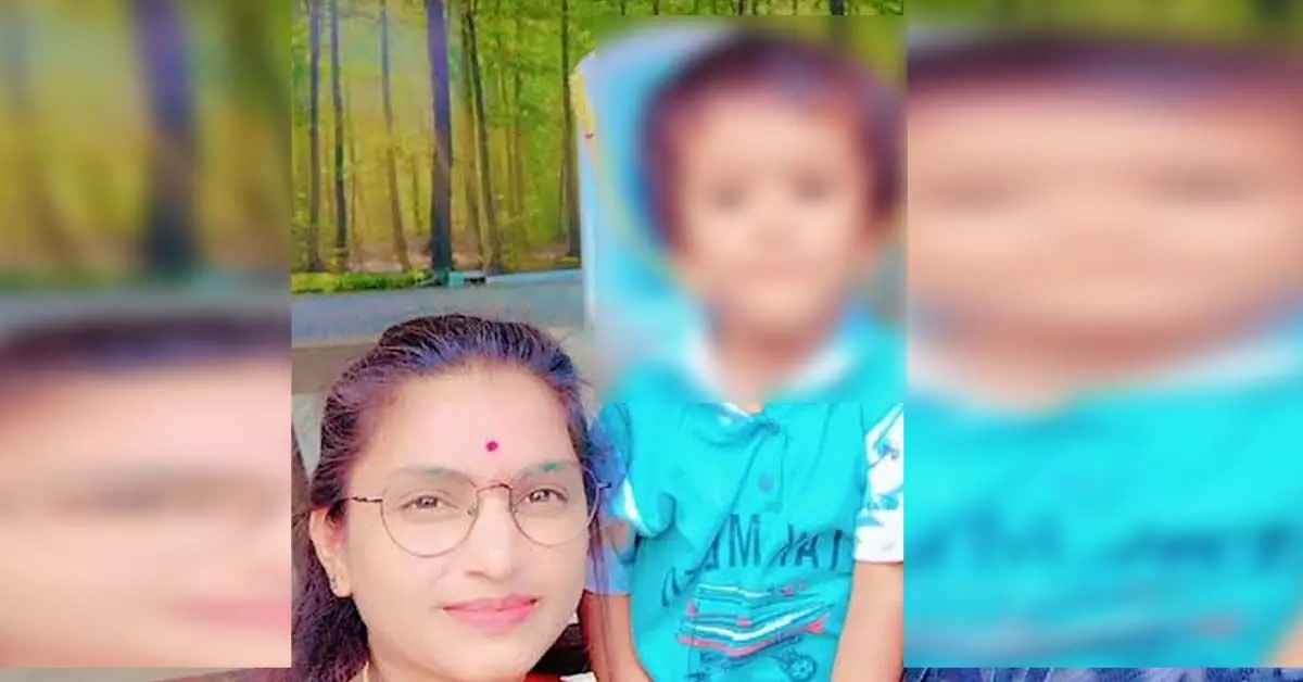 ಆಲೂರು: 2 ವರ್ಷದ ಮಗುವನ್ನು ಕೊಂದು ತಾಯಿ ಆತ್ಮಹತ್ಯೆ ಆಲೂರು: 2 ವರ್ಷದ ಮಗುವನ್ನು ಕೊಂದು ತಾಯಿ ಆತ್ಮಹತ್ಯೆ