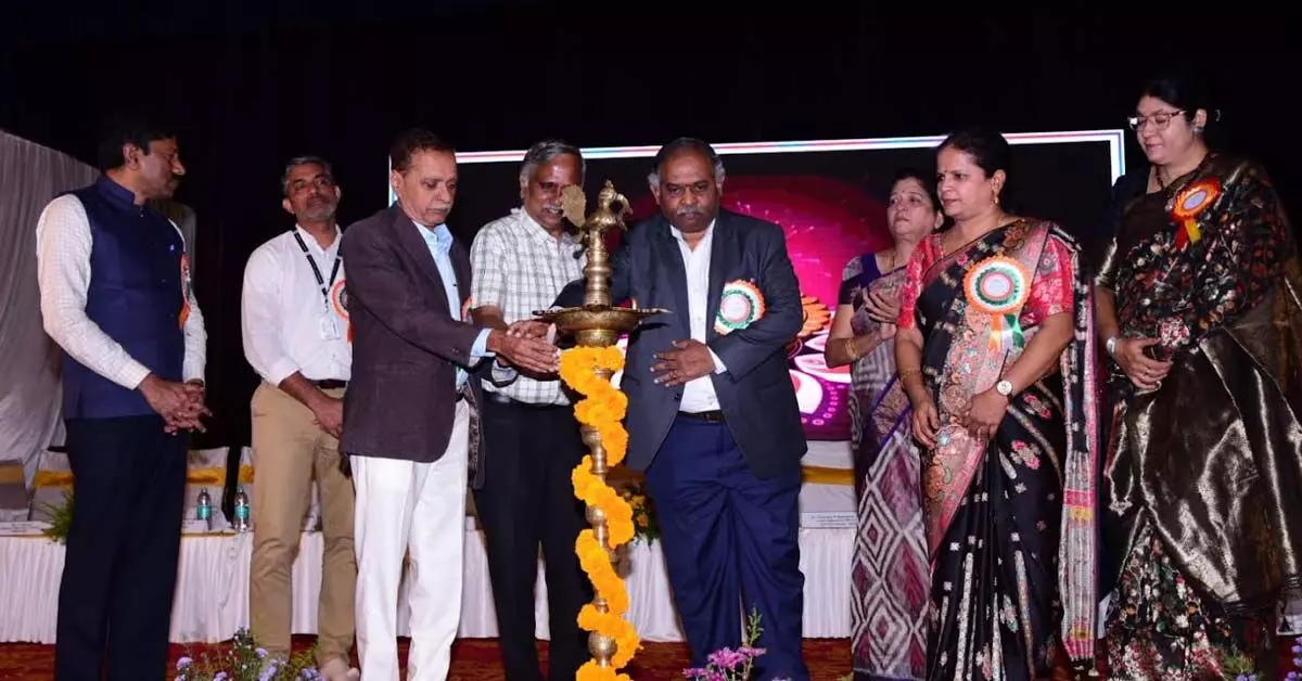 ಬಾಹ್ಯಾಕಾಶ ಕ್ಷೇತ್ರದಲ್ಲಿ ಜಾಗತಿಕ ನಾಯಕನಾಗಲು ಭಾರತ ಸನ್ನದ್ಧ: ಲೀಓಸ್ ನಿರ್ದೇಶಕ ಆರ್. ವೆಂಕಟೇಶ್ವರನ್ ಕರೆ ಬಾಹ್ಯಾಕಾಶ ಕ್ಷೇತ್ರದಲ್ಲಿ ಜಾಗತಿಕ ನಾಯಕನಾಗಲು ಭಾರತ ಸನ್ನದ್ಧ: ಲೀಓಸ್ ನಿರ್ದೇಶಕ ಆರ್. ವೆಂಕಟೇಶ್ವರನ್ ಕರೆ