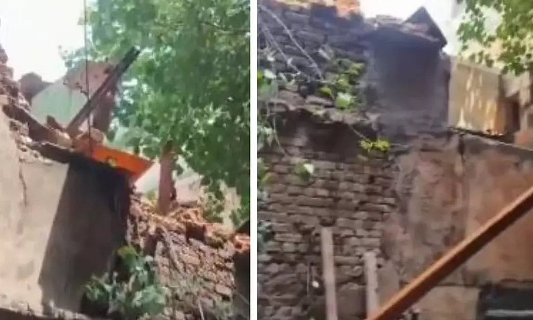Delhi | ನೆಲಸಮ ಕಾರ್ಯಾಚರಣೆ ವೇಳೆ ಕಟ್ಟಡ ಕುಸಿತ: ಓರ್ವ ಮೃತ್ಯು; ಮೂವರಿಗೆ ಗಾಯ