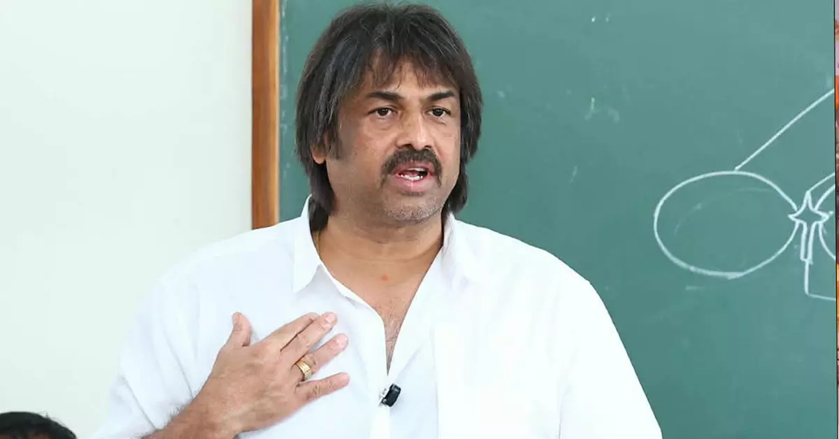 ಮುಂದಿನ ದಿನಗಳಲ್ಲಿ ಪಿಯು ವಿದ್ಯಾರ್ಥಿಗಳಿಗೂ ಉಚಿತ ನೋಟ್ಬುಕ್ : ಸಚಿವ ಮಧುಬಂಗಾರಪ್ಪ ಮುಂದಿನ ದಿನಗಳಲ್ಲಿ ಪಿಯು ವಿದ್ಯಾರ್ಥಿಗಳಿಗೂ ಉಚಿತ ನೋಟ್ಬುಕ್ : ಸಚಿವ ಮಧುಬಂಗಾರಪ್ಪ