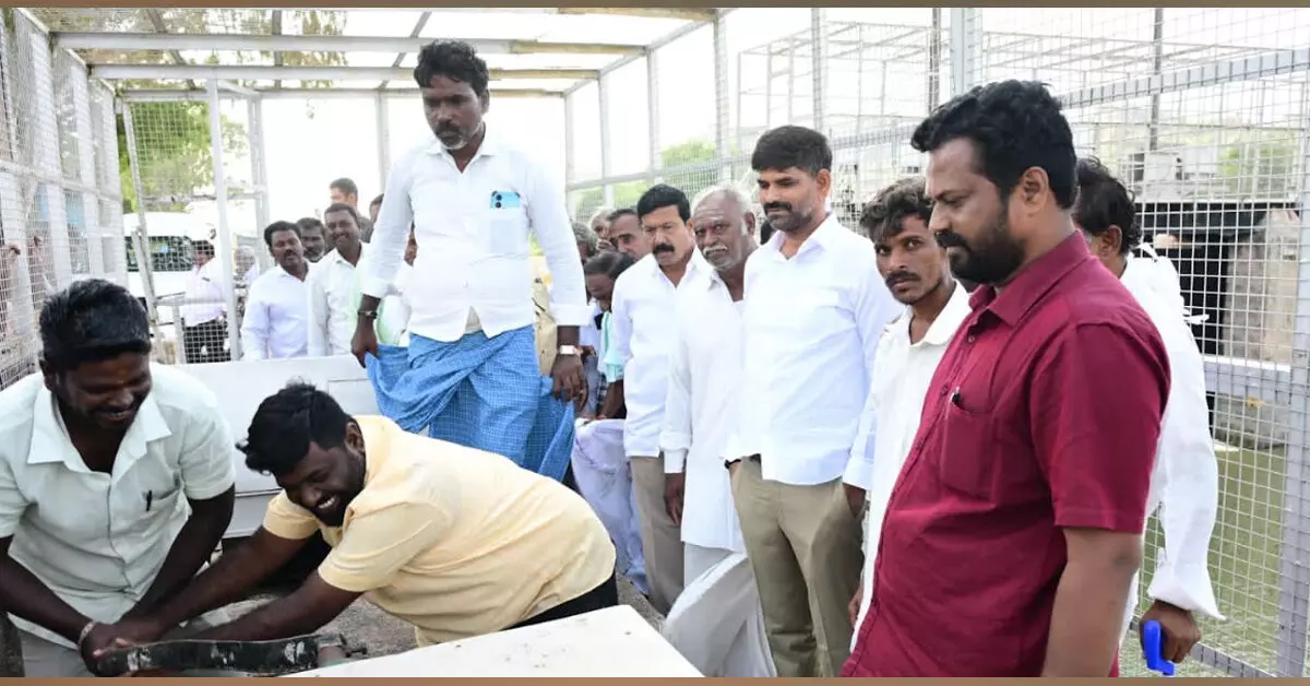 ತುಂಗಭದ್ರಾ ಎಲ್ಎಲ್ಸಿ ಕಾಲುವೆಗೆ 90 ದಿನ ನೀರು ಹರಿಸಲು ಶಾಸಕ ಜೆ.ಎನ್.ಗಣೇಶ್ ಆಗ್ರಹ ತುಂಗಭದ್ರಾ ಎಲ್ಎಲ್ಸಿ ಕಾಲುವೆಗೆ 90 ದಿನ ನೀರು ಹರಿಸಲು ಶಾಸಕ ಜೆ.ಎನ್.ಗಣೇಶ್ ಆಗ್ರಹ