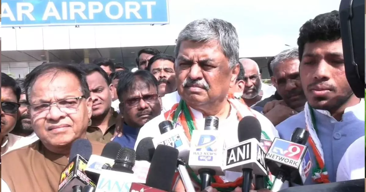 ಬರ ಪರಿಹಾರದ ಗಮನ ಬೇರೆಡೆ ಸೆಳೆಯಲು ಬಿಜೆಪಿಯವರು ಸಚಿವ ಬಿ.ನಾಗೇಂದ್ರ ರ ಬಗ್ಗೆ ಮಾತನಾಡುತ್ತಿದ್ದಾರೆ : ಬಿ.ಕೆ.ಹರಿಪ್ರಸಾದ್ ಬರ ಪರಿಹಾರದ ಗಮನ ಬೇರೆಡೆ ಸೆಳೆಯಲು ಬಿಜೆಪಿಯವರು ಸಚಿವ ಬಿ.ನಾಗೇಂದ್ರ ರ ಬಗ್ಗೆ ಮಾತನಾಡುತ್ತಿದ್ದಾರೆ : ಬಿ.ಕೆ.ಹರಿಪ್ರಸಾದ್