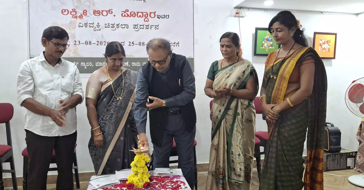 Kalaburagi | ಚಿತ್ರಕಲಾ ಕ್ಷೇತ್ರ ಆಯ್ಕೆ ಮಾಡಿಕೊಂಡು ಸಾಧನೆ ಮಾಡುತ್ತಿರುವುದು ಹೆಮ್ಮೆಯ ವಿಷಯ: ಬಸವರಾಜ ಜಾನೆ Kalaburagi | ಚಿತ್ರಕಲಾ ಕ್ಷೇತ್ರ ಆಯ್ಕೆ ಮಾಡಿಕೊಂಡು ಸಾಧನೆ ಮಾಡುತ್ತಿರುವುದು ಹೆಮ್ಮೆಯ ವಿಷಯ: ಬಸವರಾಜ ಜಾನೆ