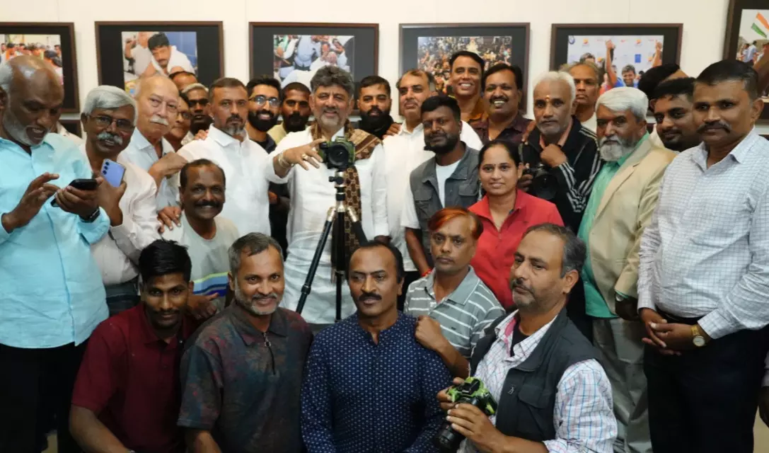 ಮಾಧ್ಯಮದವರ ಸಮಸ್ಯೆಗಳಿಗೆ ಕಾನೂನು ಚೌಕಟ್ಟಿನಲ್ಲಿ ನೆರವು : ಸಿಎಂ ಡಿ.ಕೆ.ಶಿವಕುಮಾರ್ ಮಾಧ್ಯಮದವರ ಸಮಸ್ಯೆಗಳಿಗೆ ಕಾನೂನು ಚೌಕಟ್ಟಿನಲ್ಲಿ ನೆರವು : ಸಿಎಂ ಡಿ.ಕೆ.ಶಿವಕುಮಾರ್