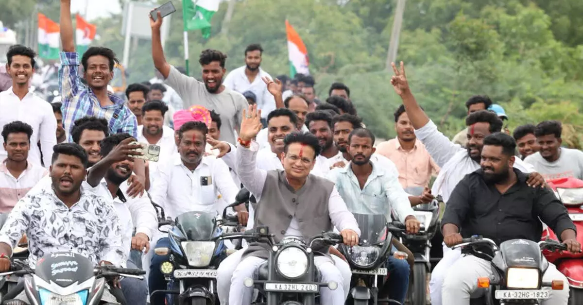 10 ಜನ್ಮವಾದರೂ ಜೇವರ್ಗಿ ಕ್ಷೇತ್ರದ ಜನರ ಋಣ ತೀರಿಸಲು ಸಾಧ್ಯವಿಲ್ಲ: ಸಚಿವ ಡಾ.ಅಜಯ್ ಸಿಂಗ್ 10 ಜನ್ಮವಾದರೂ ಜೇವರ್ಗಿ ಕ್ಷೇತ್ರದ ಜನರ ಋಣ ತೀರಿಸಲು ಸಾಧ್ಯವಿಲ್ಲ: ಸಚಿವ ಡಾ.ಅಜಯ್ ಸಿಂಗ್