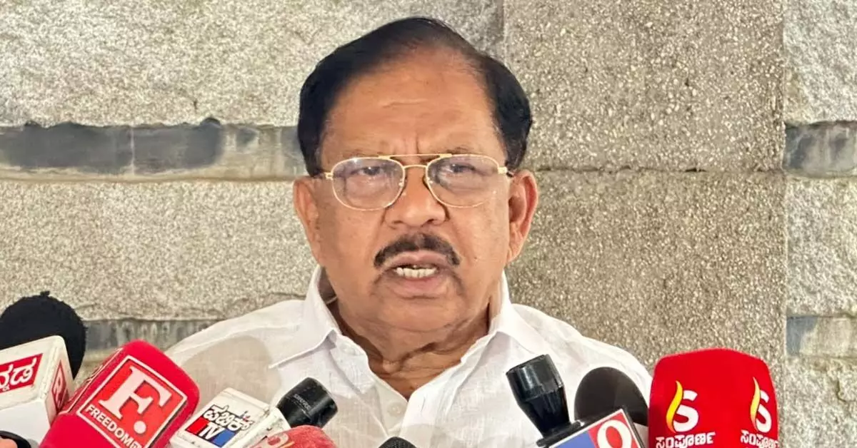 102 ತಾಲೂಕುಗಳಲ್ಲಿ ತೀವ್ರ ಸ್ವರೂಪದ ಬರ ಪರಿಸ್ಥಿತಿ; ಕೇಂದ್ರಕ್ಕೆ ಮಾಸಾಂತ್ಯದೊಳಗೆ ವರದಿ ಸಲ್ಲಿಕೆ: ಉಪಮುಖ್ಯಮಂತ್ರಿ ಡಾ.ಜಿ. ಪರಮೇಶ್ವರ್ 102 ತಾಲೂಕುಗಳಲ್ಲಿ ತೀವ್ರ ಸ್ವರೂಪದ ಬರ ಪರಿಸ್ಥಿತಿ; ಕೇಂದ್ರಕ್ಕೆ ಮಾಸಾಂತ್ಯದೊಳಗೆ ವರದಿ ಸಲ್ಲಿಕೆ: ಉಪಮುಖ್ಯಮಂತ್ರಿ ಡಾ.ಜಿ. ಪರಮೇಶ್ವರ್