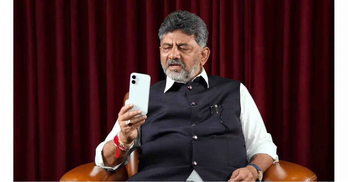 ನೇಪಾಳ ದುರಂತ | ಕನ್ನಡಿಗರು ಸುರಕ್ಷಿತವಾಗಿ ತವರಿಗೆ ಮರಳು ಅಗತ್ಯ ನೆರವು: ಸಿಎಂ ಡಿ.ಕೆ.ಶಿವಕುಮಾರ್ ಭರವಸೆ ನೇಪಾಳ ದುರಂತ | ಕನ್ನಡಿಗರು ಸುರಕ್ಷಿತವಾಗಿ ತವರಿಗೆ ಮರಳು ಅಗತ್ಯ ನೆರವು: ಸಿಎಂ ಡಿ.ಕೆ.ಶಿವಕುಮಾರ್ ಭರವಸೆ