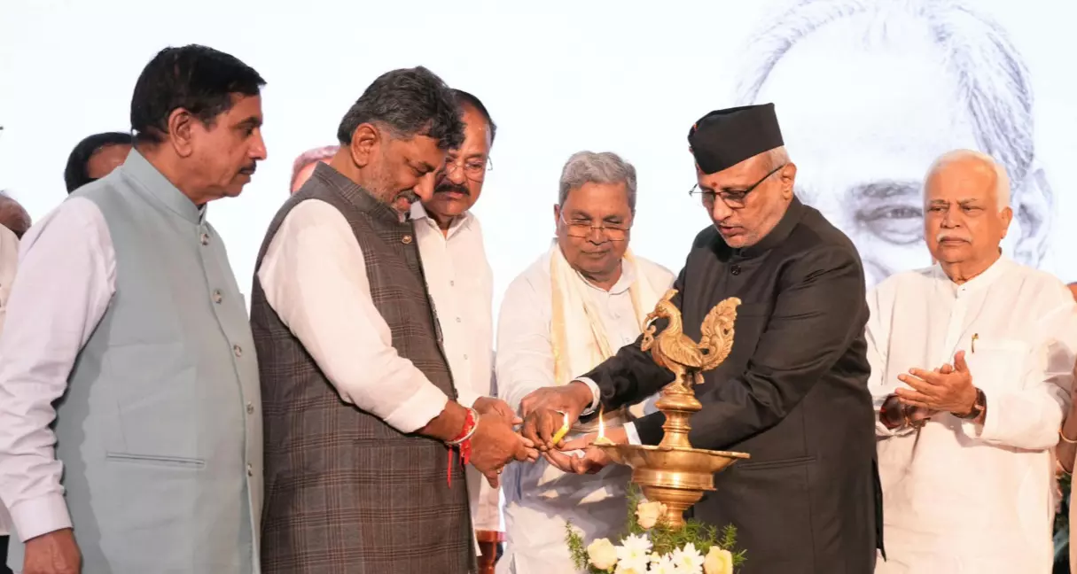ಕಾರವಾರ ವೈದ್ಯಕೀಯ ಕಾಲೇಜಿಗೆ ರಾಮಕೃಷ್ಣ ಹೆಗಡೆ ಹೆಸರು ನಾಮಕರಣ : ಡಿ.ಕೆ.ಶಿವಕುಮಾರ್ ಘೋಷಣೆ ಕಾರವಾರ ವೈದ್ಯಕೀಯ ಕಾಲೇಜಿಗೆ ರಾಮಕೃಷ್ಣ ಹೆಗಡೆ ಹೆಸರು ನಾಮಕರಣ : ಡಿ.ಕೆ.ಶಿವಕುಮಾರ್ ಘೋಷಣೆ
