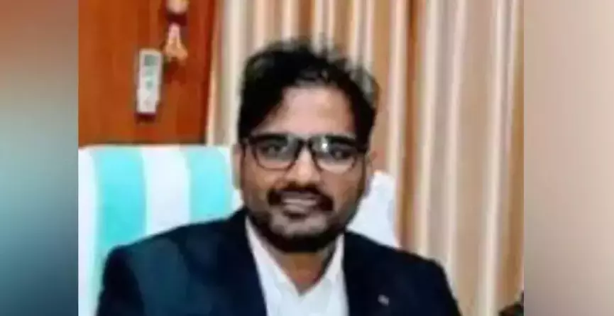 KPSC ಹಗರಣ ಪ್ರಕರಣ : ಐಎಎಸ್ ಅಧಿಕಾರಿ ಜ್ಞಾನೇಂದ್ರ ಕುಮಾರ್ ಸಿಐಡಿ ವಶಕ್ಕೆ KPSC ಹಗರಣ ಪ್ರಕರಣ : ಐಎಎಸ್ ಅಧಿಕಾರಿ ಜ್ಞಾನೇಂದ್ರ ಕುಮಾರ್ ಸಿಐಡಿ ವಶಕ್ಕೆ